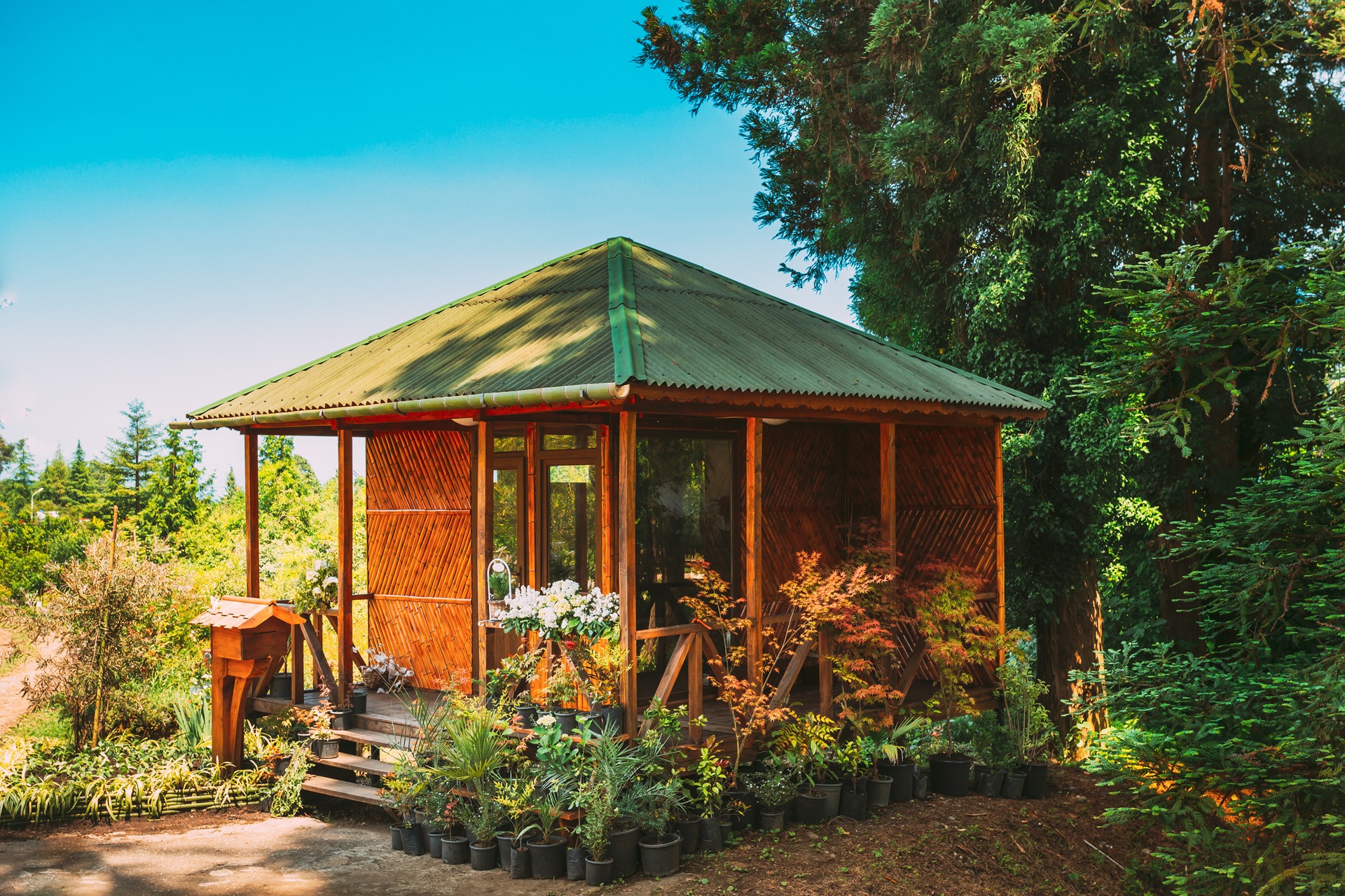 outbuilding in garden